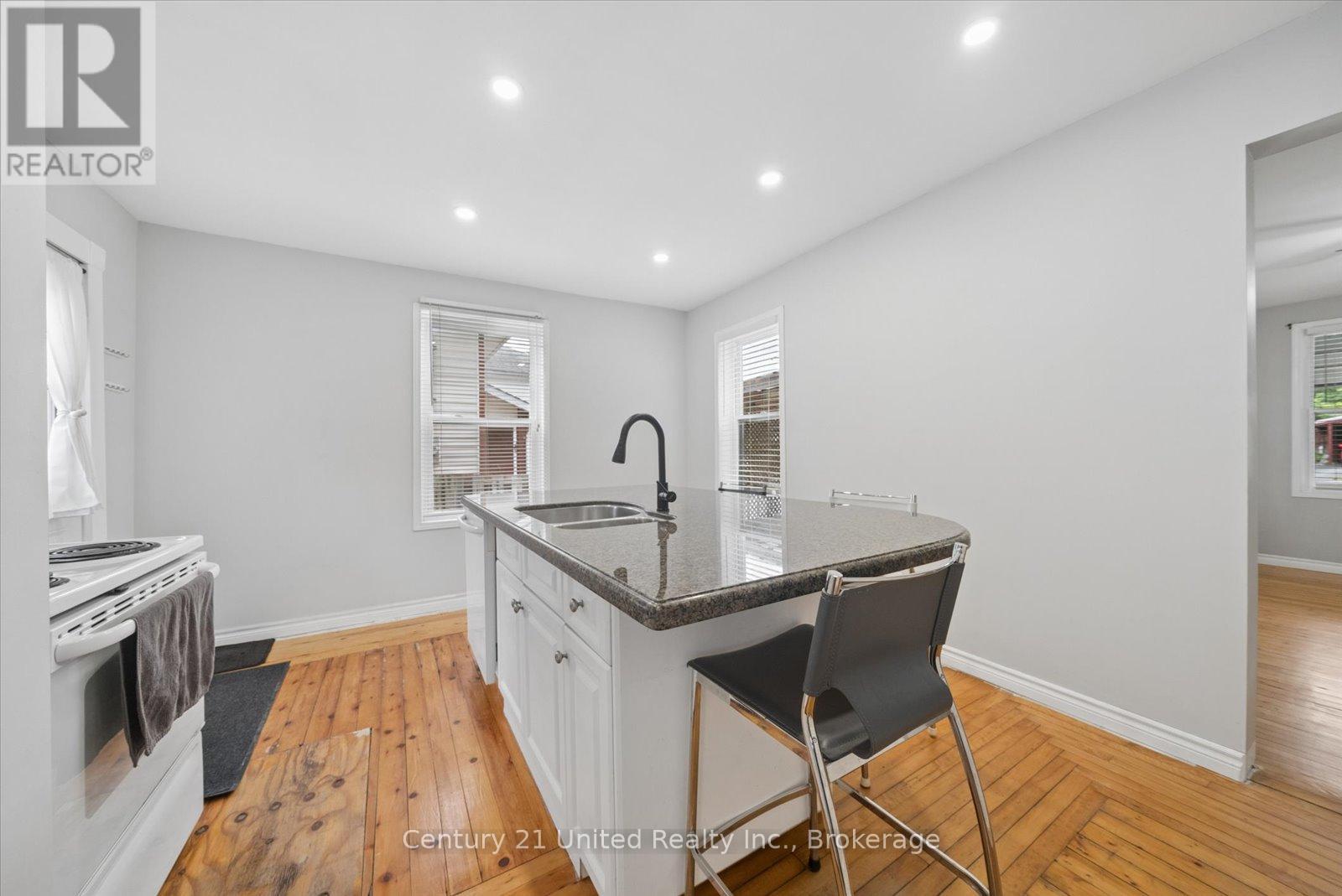 270 Rogers Street, Peterborough, Ontario  K9H 1W3 - Photo 11 - X13639182