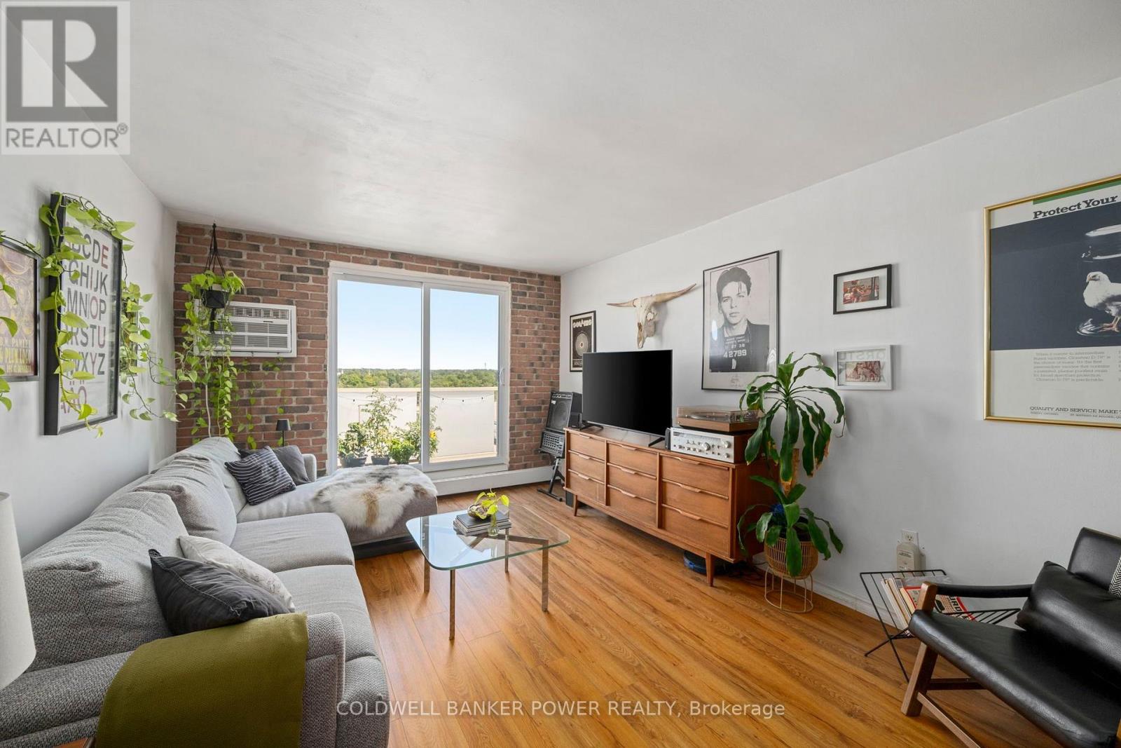1105 - 573 MORNINGTON AVENUE, London East, Ontario