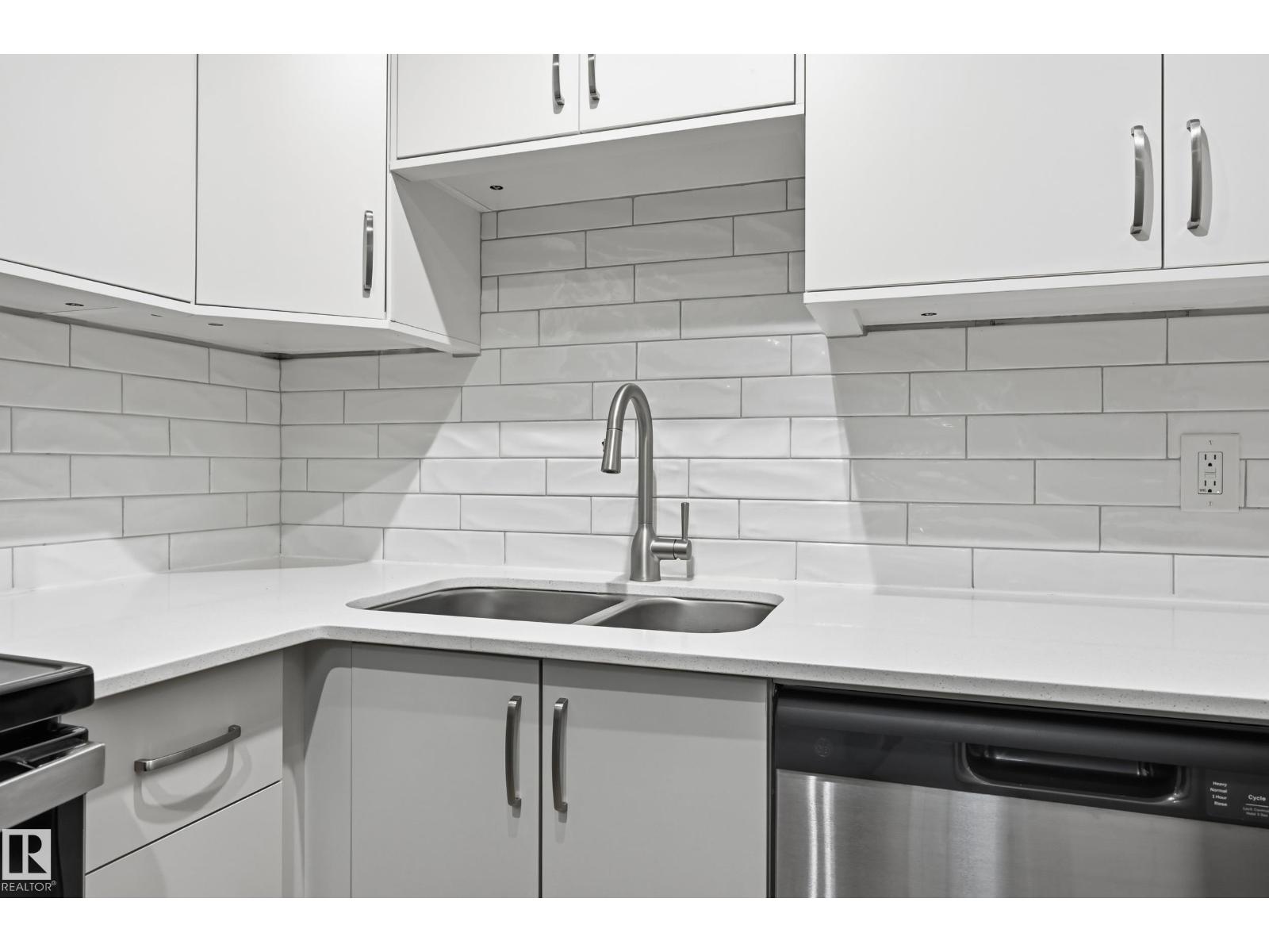 #107 10138 116 St Nw, Edmonton, Alberta  T5K 1V8 - Photo 8 - E4497963