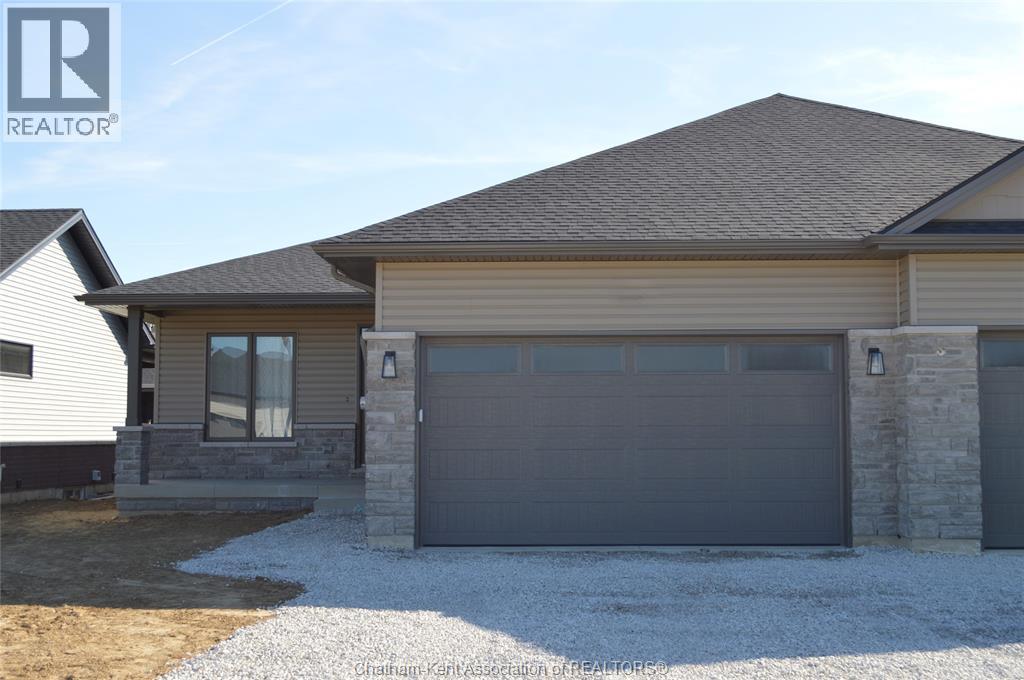 MLS# 26018900: 36 Duskridge ROAD, Chatham, Canada
