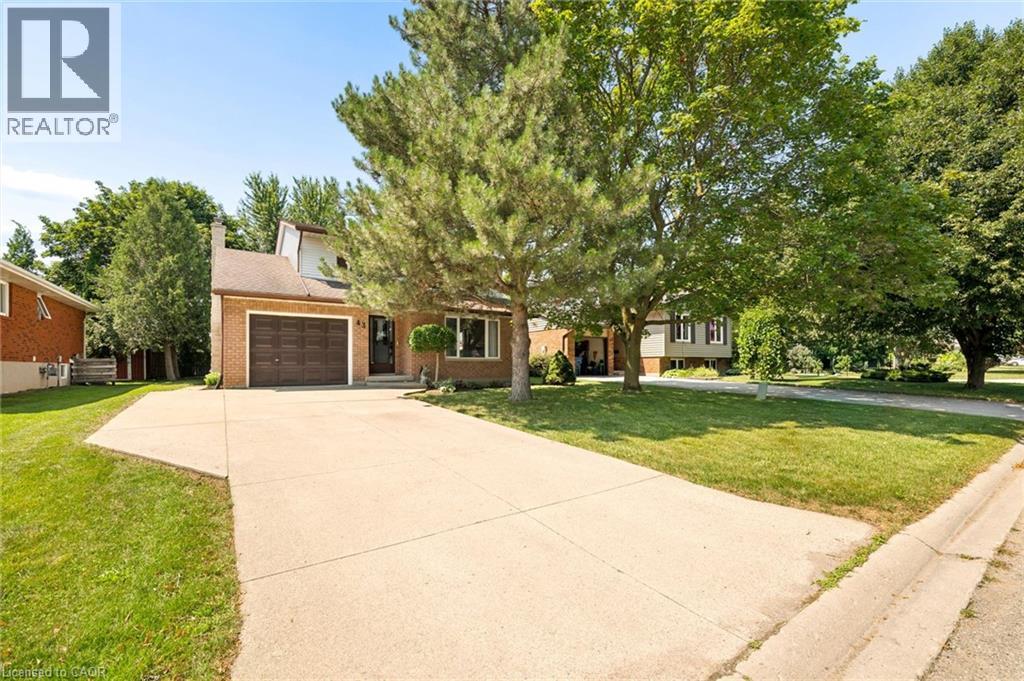 43 Mcgregor Street E, Stratford, Ontario  N4Z 1G5 - Photo 5 - 40852739