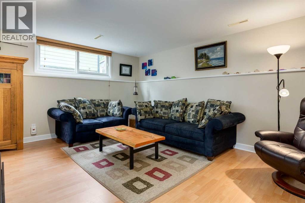 4903 Carney Road NW, Calgary, Alberta  T2L 1E6 - Photo 24 - A2328709