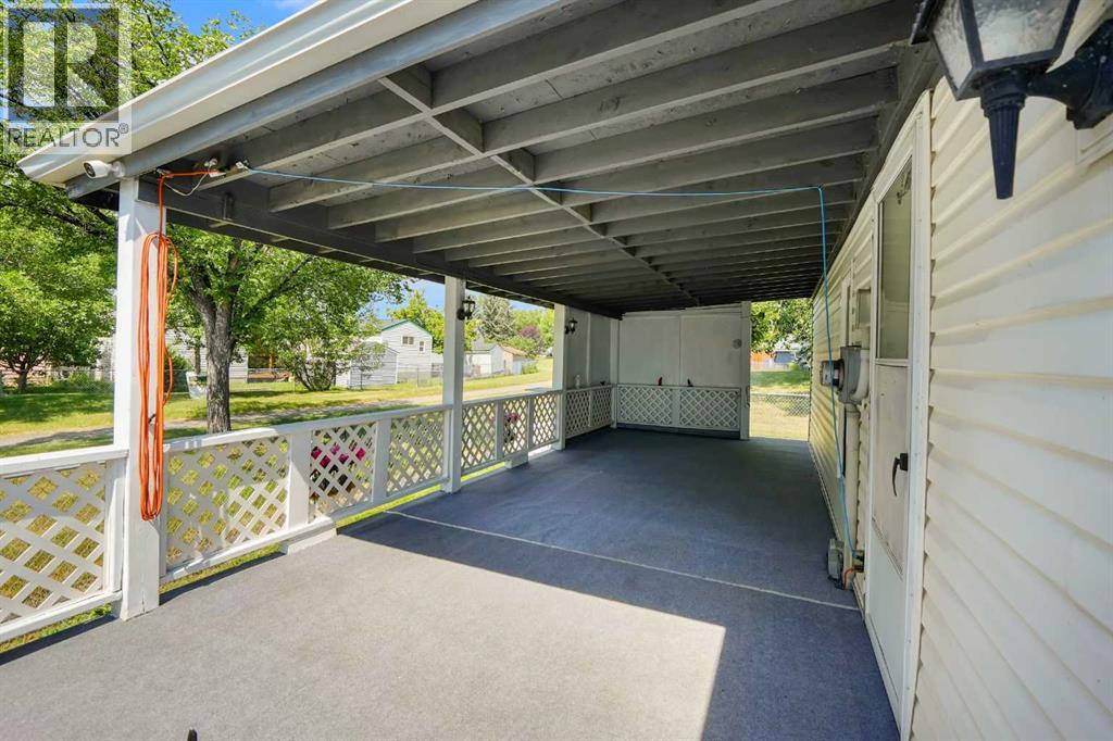 169 Erin Woods Circle SE, Calgary, Alberta  T2B 3E1 - Photo 28 - A2334682