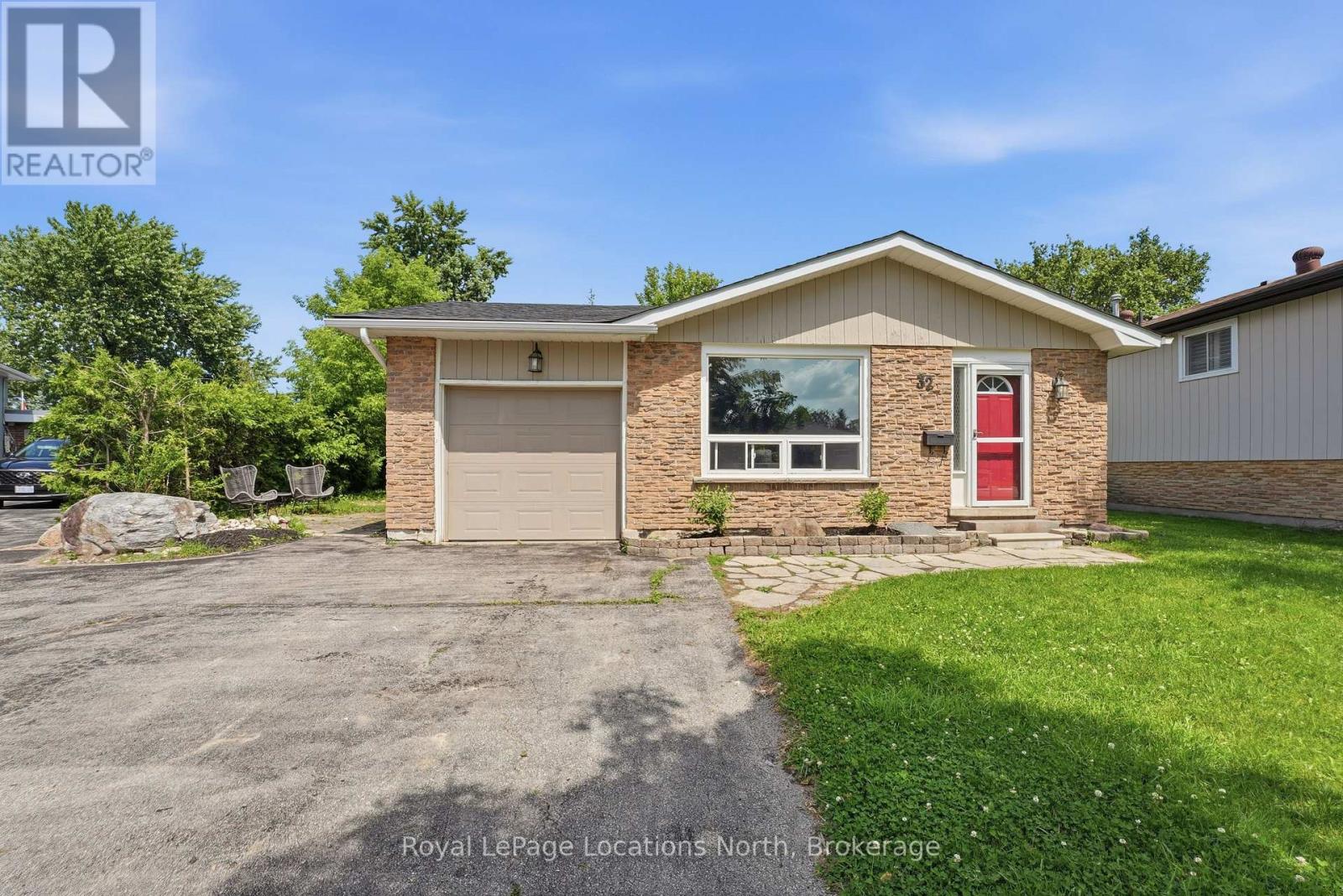 32 Courtice Crescent, Collingwood, Ontario L9Y 4G1 - Photo 2 - S13482478