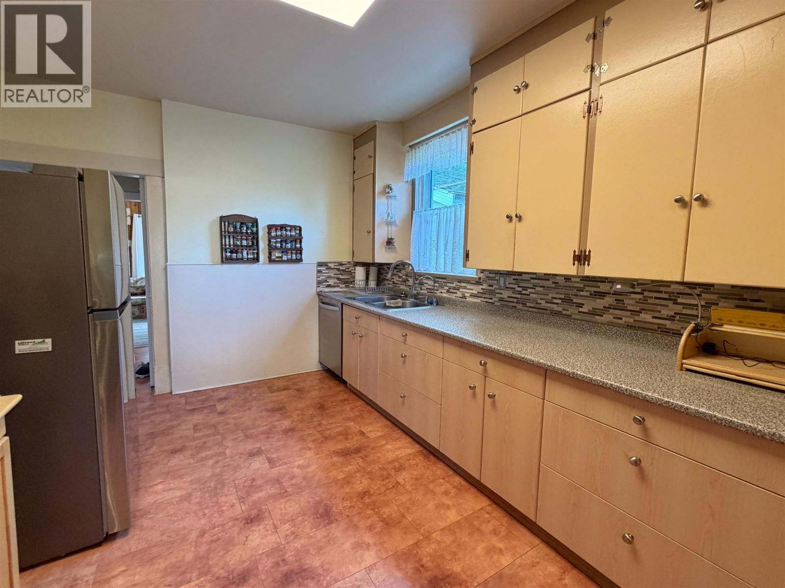 516 E 8th Avenue, Prince Rupert, British Columbia  V8J 2M9 - Photo 7 - R3152737