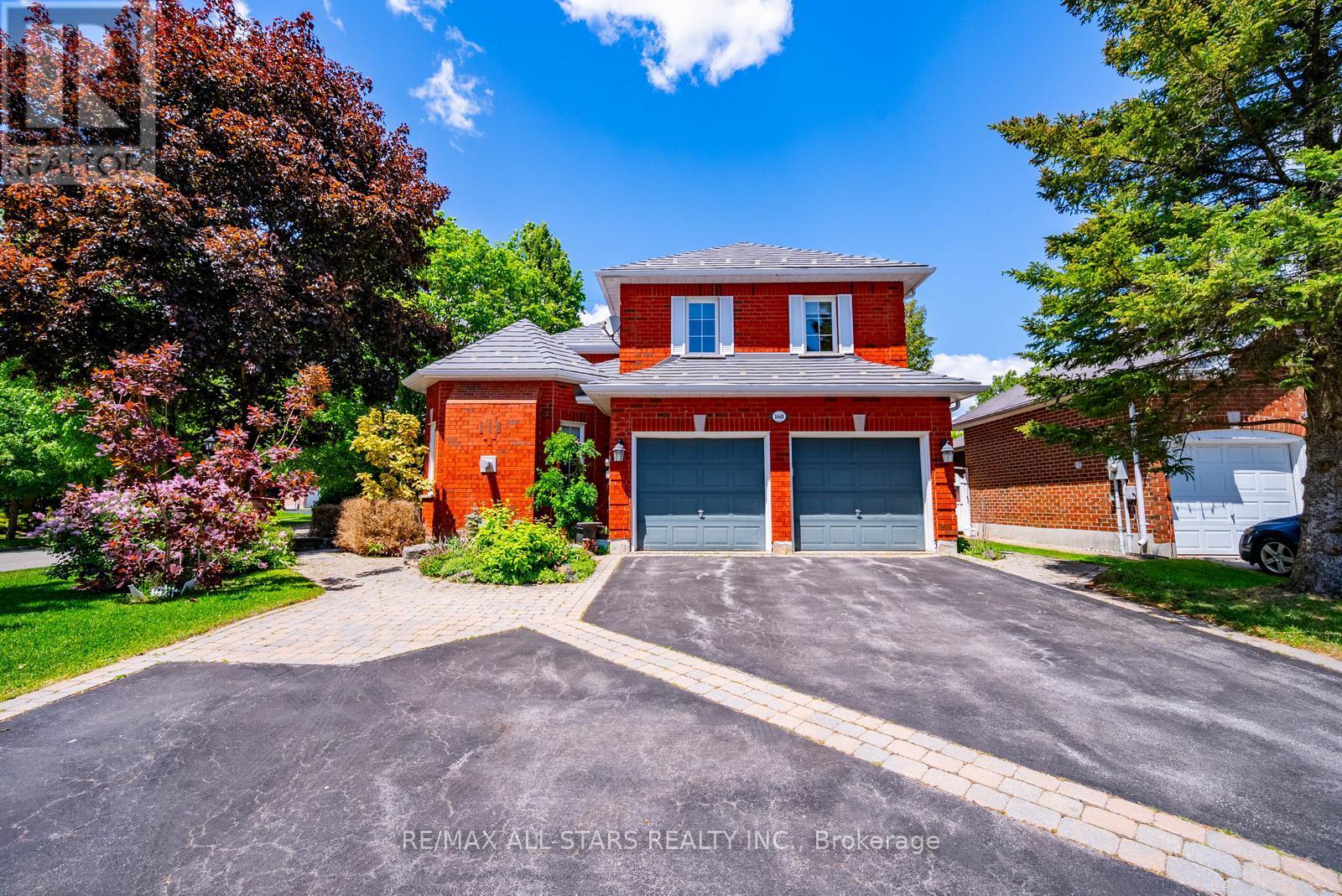 160 Park Drive, Whitchurch-Stouffville, Ontario  L4A 1J6 - Photo 3 - N13235896