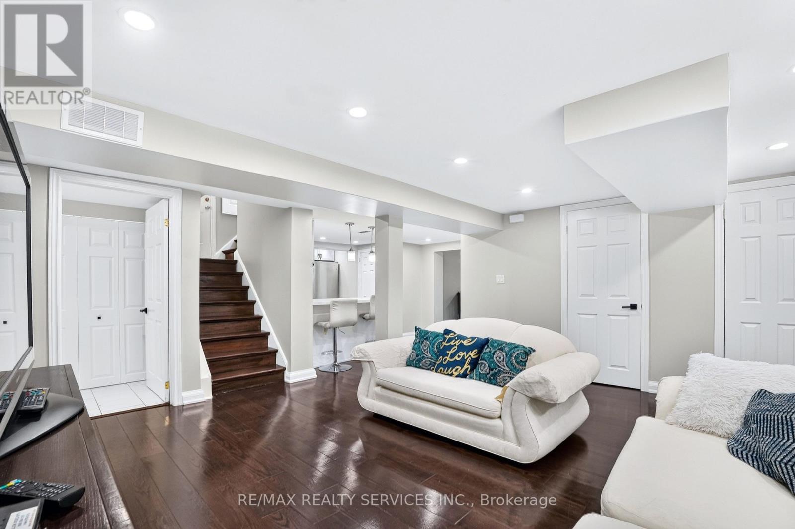 18 Spencely Court, Toronto, Ontario  M9P 1N5 - Photo 20 - W13617472
