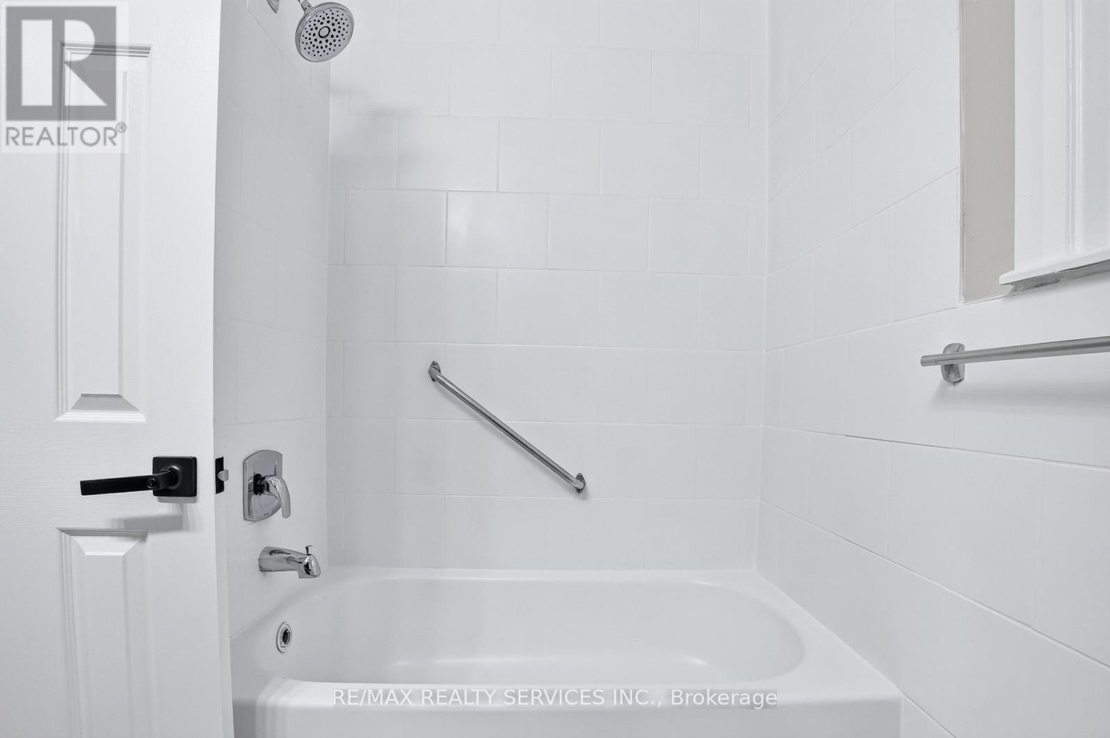 18 Spencely Court, Toronto, Ontario  M9P 1N5 - Photo 19 - W13617472