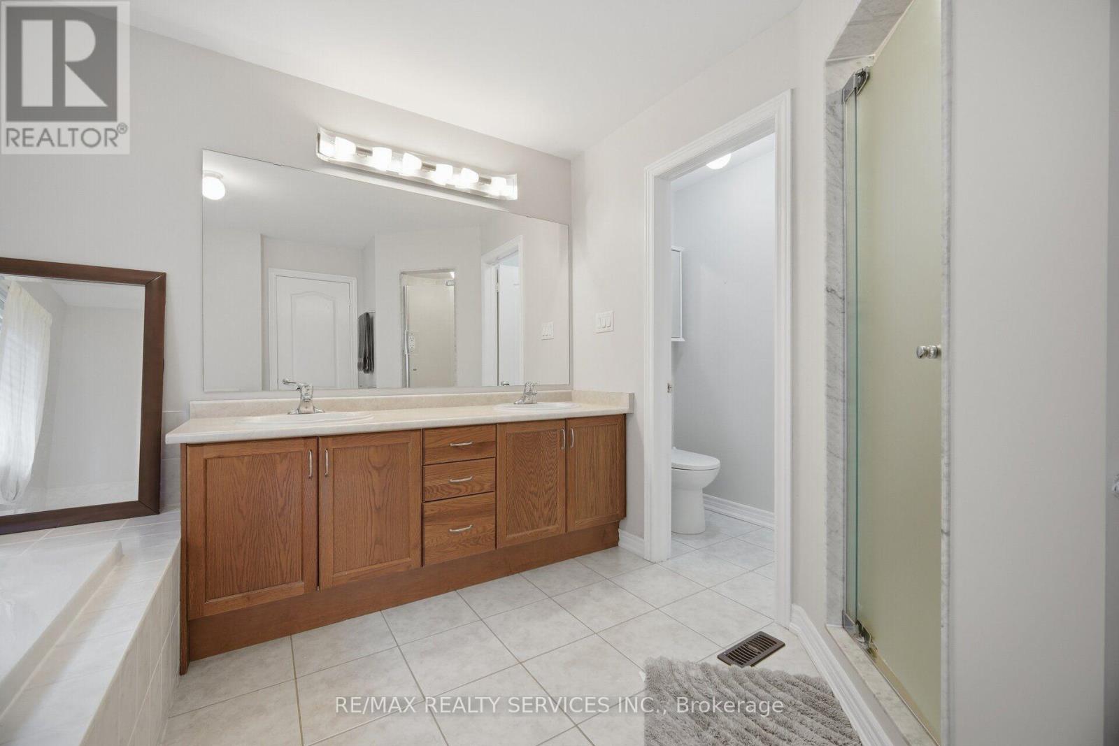 35 Stoneylake Avenue, Brampton, Ontario L6V 4R1 - Photo 25 - W13633642