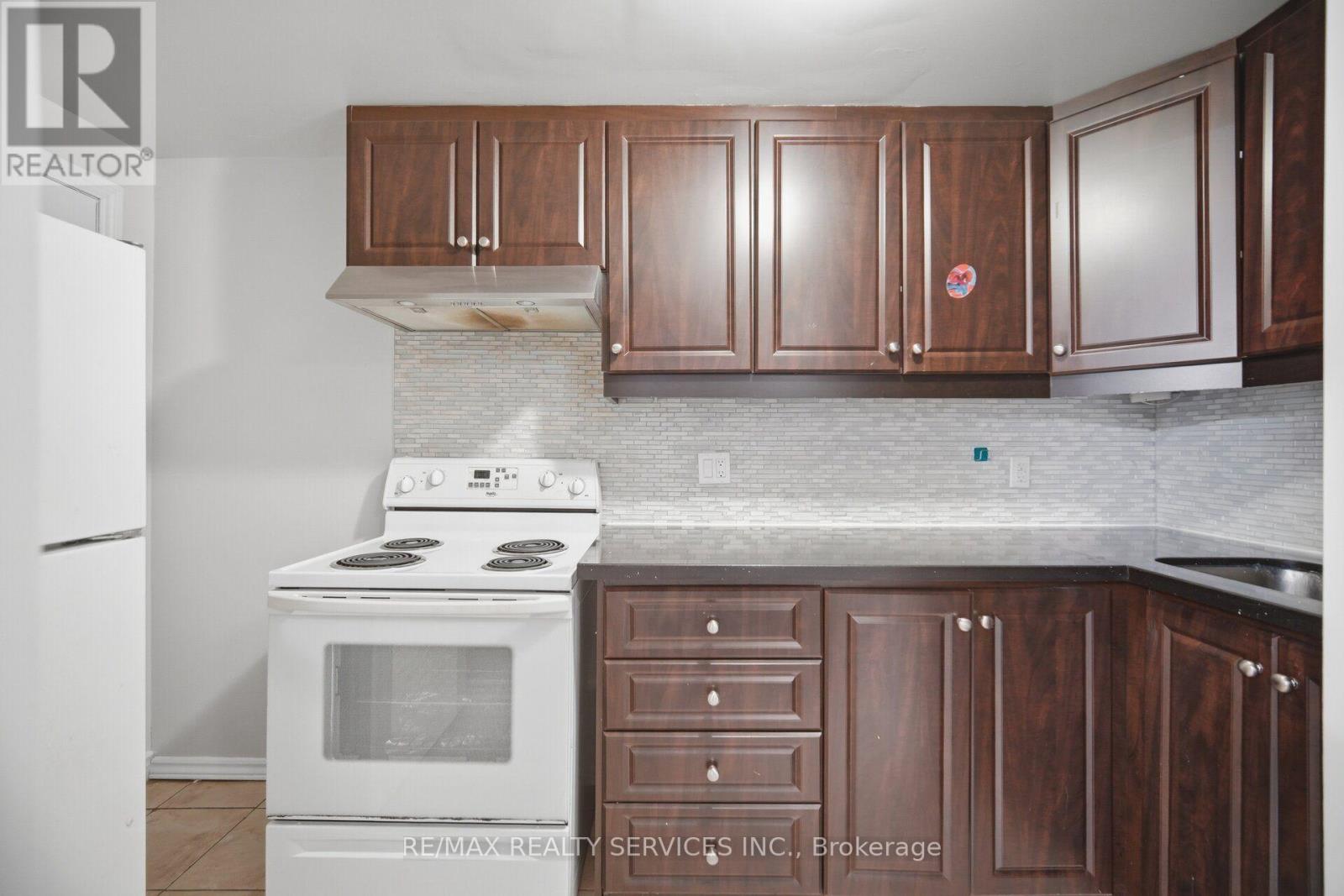 35 Stoneylake Avenue, Brampton, Ontario L6V 4R1 - Photo 35 - W13633642