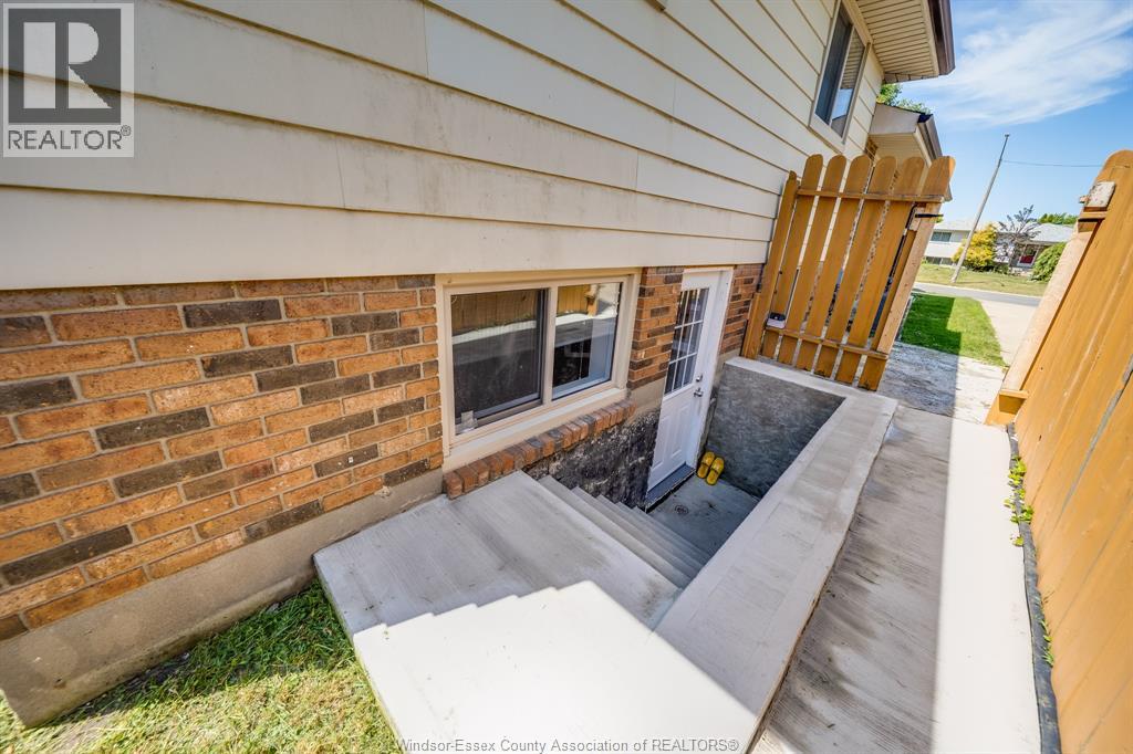 386 Woodridge, Tecumseh, Ontario  N8N 3A8 - Photo 49 - 26018898
