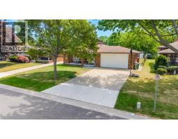 386 WOODRIDGE, Tecumseh, Ontario