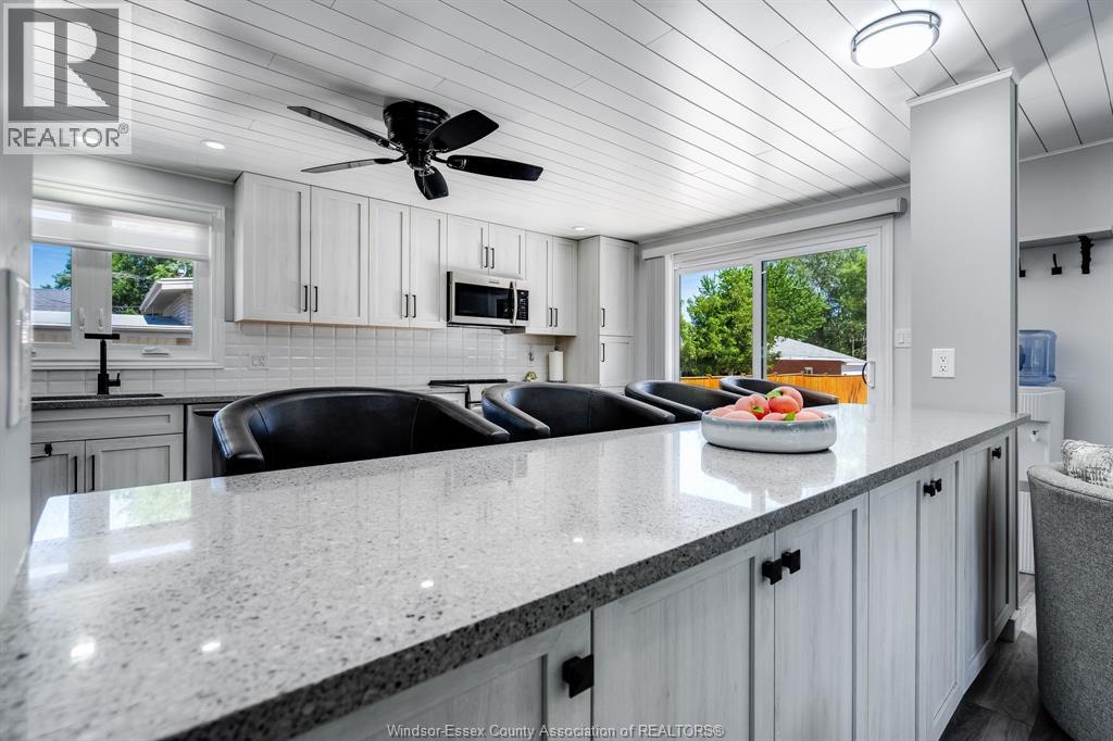 574 Bevel Line, Leamington, Ontario  N8H 3V4 - Photo 11 - 26018880