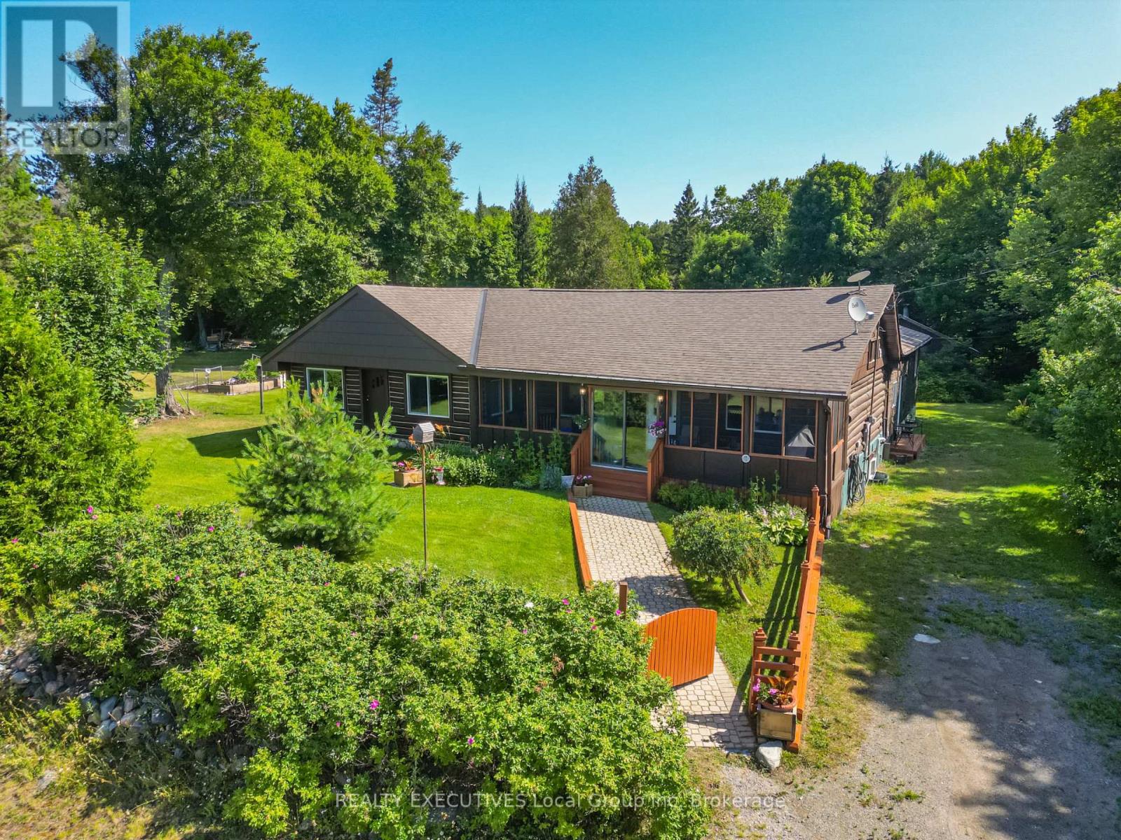 2899 Highway 11 N, Temagami, Ontario  P1B 8G3 - Photo 14 - X13639130