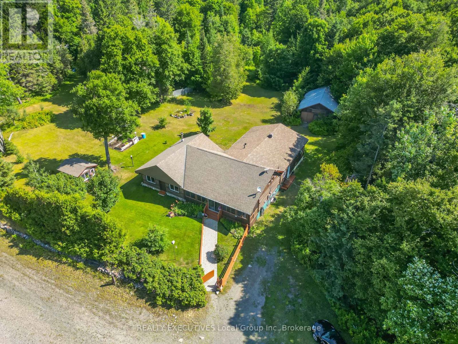 2899 Highway 11 N, Temagami, Ontario  P1B 8G3 - Photo 2 - X13639130