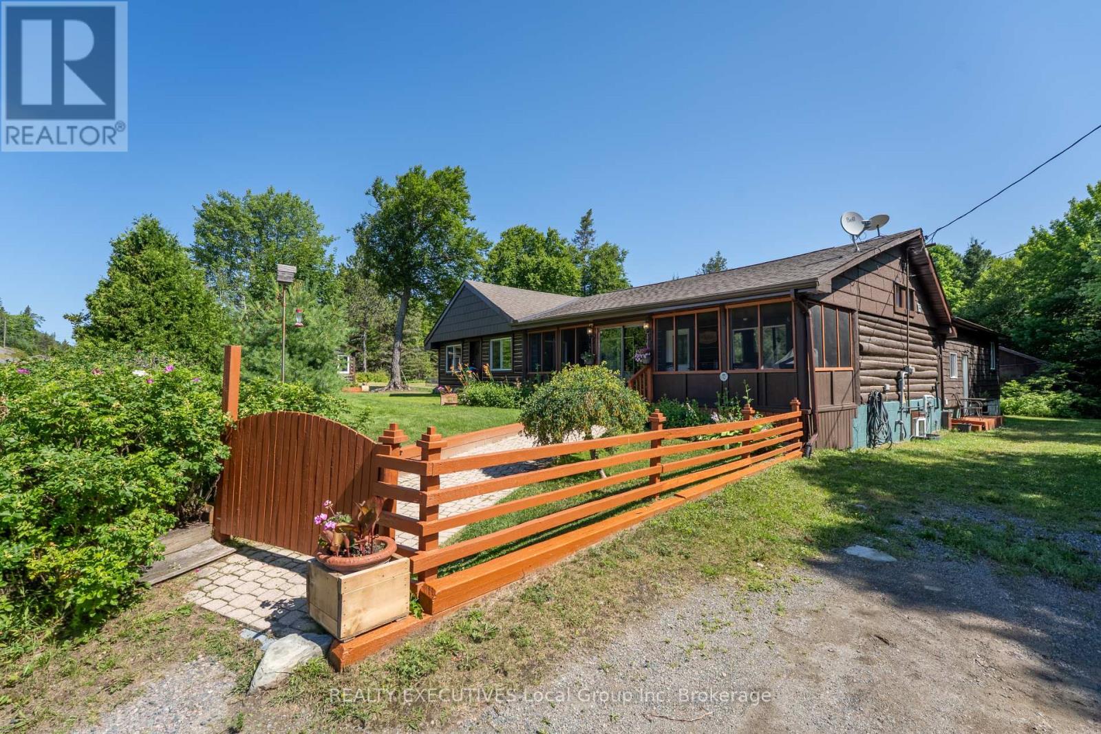 2899 Highway 11 N, Temagami, Ontario  P1B 8G3 - Photo 45 - X13639130