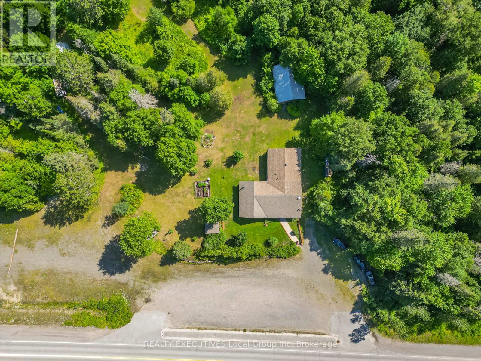 2899 Highway 11 N, Temagami, Ontario  P1B 8G3 - Photo 8 - X13639130