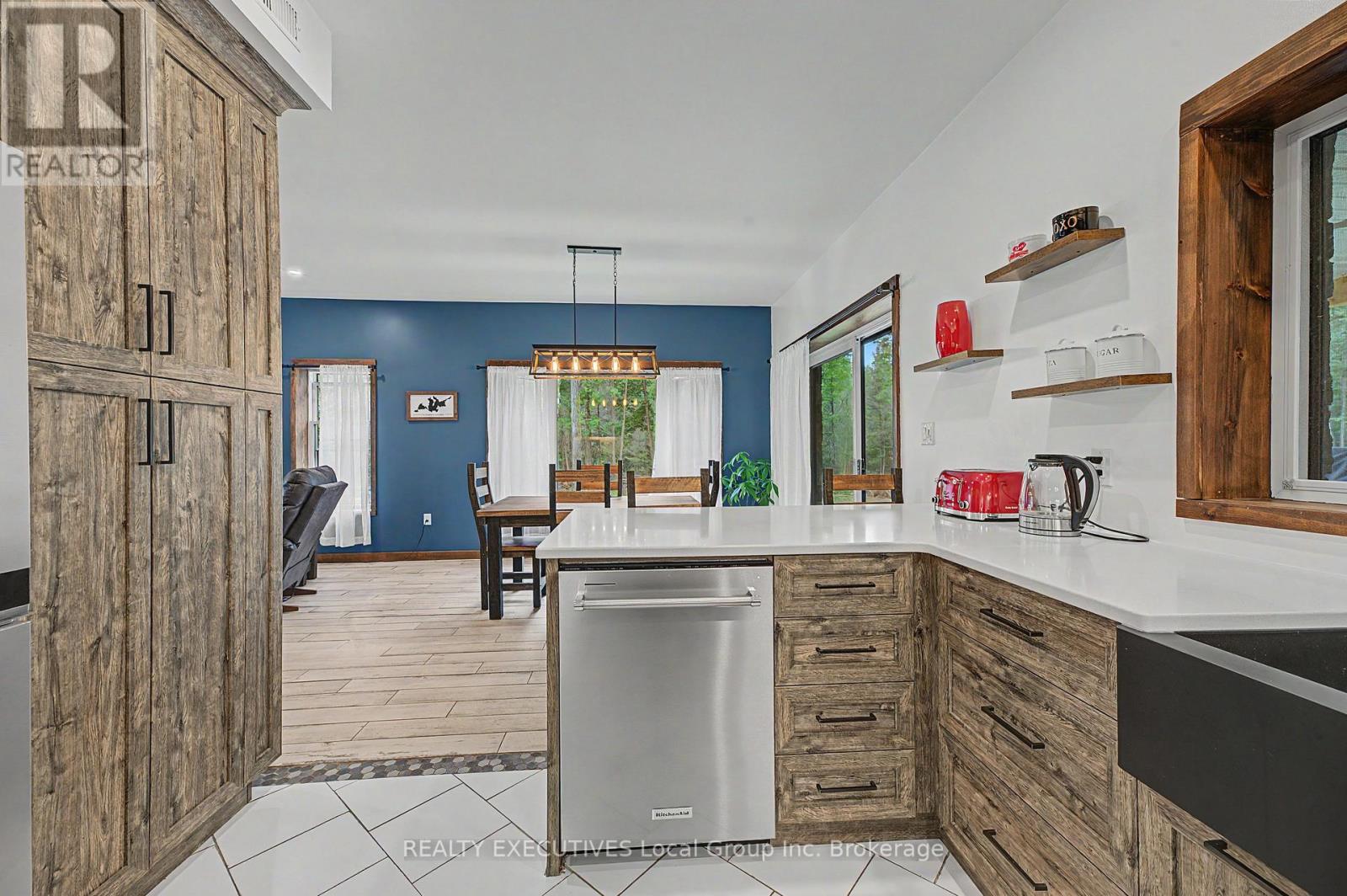 2149 South Shore Road, Bonfield, Ontario  P0H 1E0 - Photo 12 - X13639324