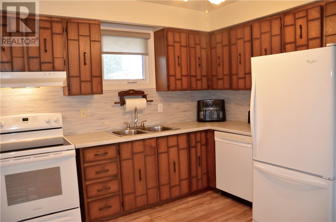 1564 Yarmouth Street, Sudbury, Ontario  P3A 5A6 - Photo 9 - 2129618