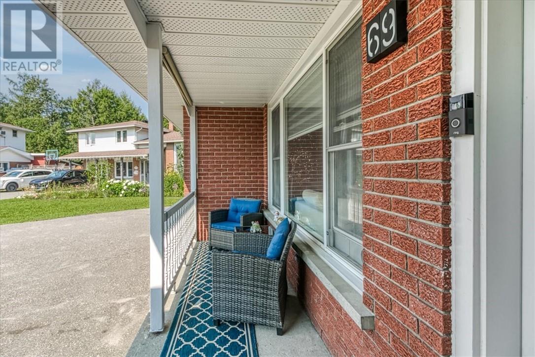 69 Kingston Court, Sudbury, Ontario  P3A 1E1 - Photo 3 - 2129612