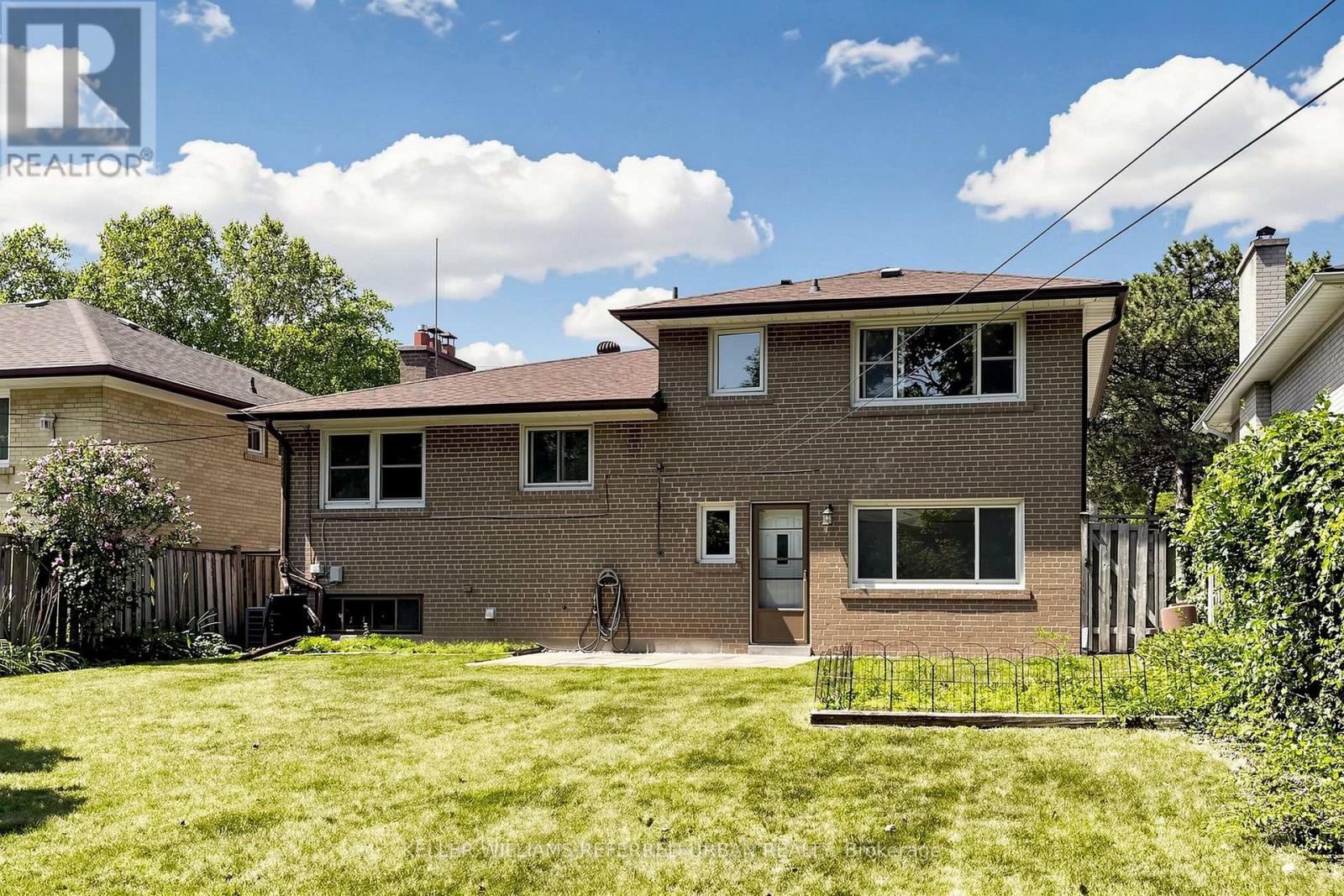 79 Heathview Avenue, Toronto, Ontario  M2K 2C3 - Photo 24 - C13639426