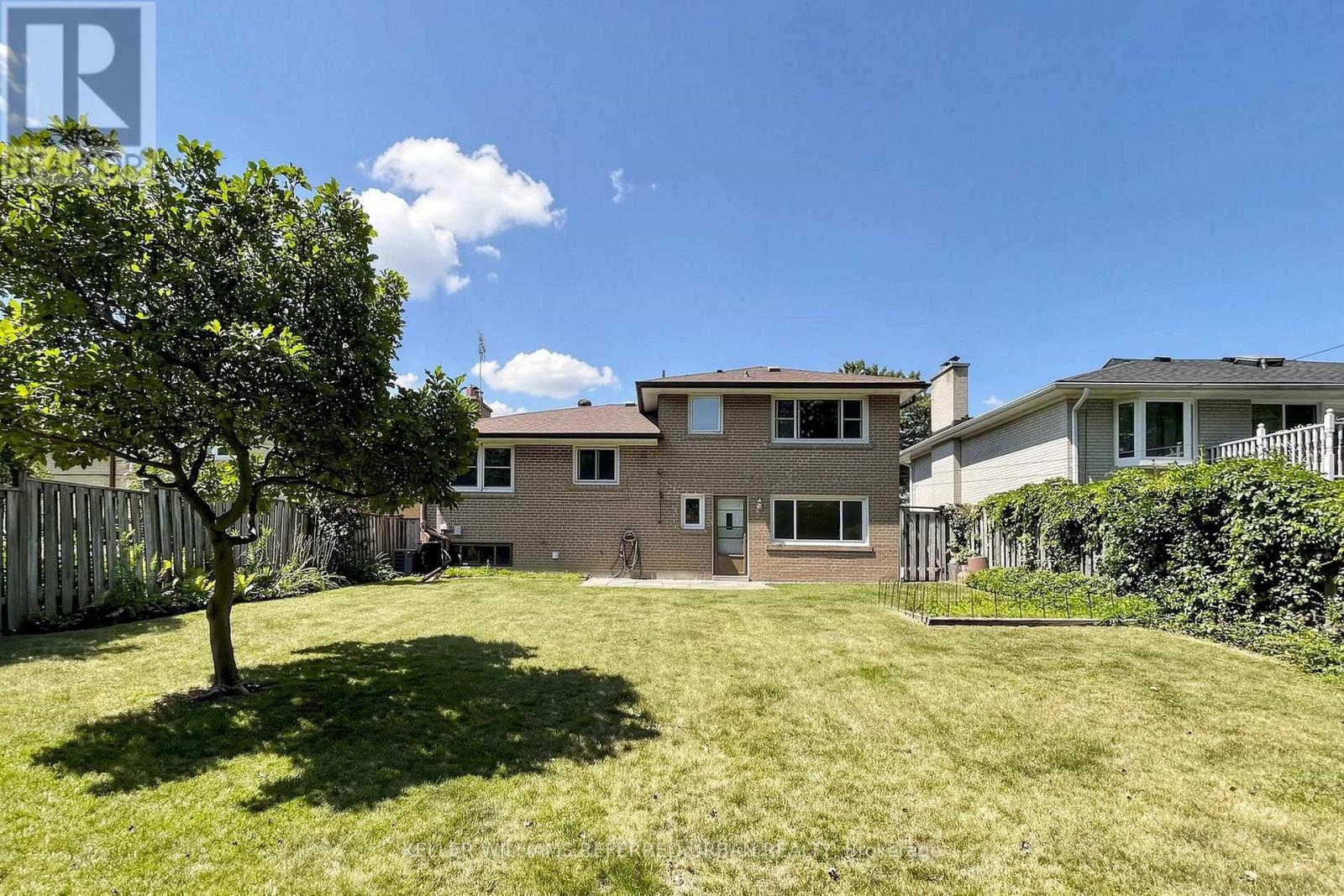 79 Heathview Avenue, Toronto, Ontario  M2K 2C3 - Photo 25 - C13639426
