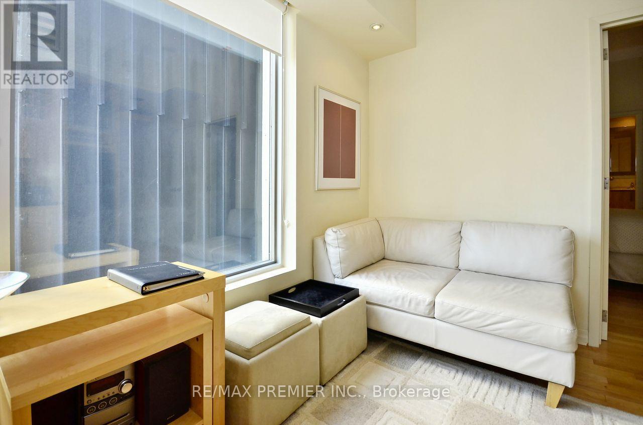 1912 - 1 King Street W, Toronto, Ontario M5H 1A1 - Photo 5 - C13639448