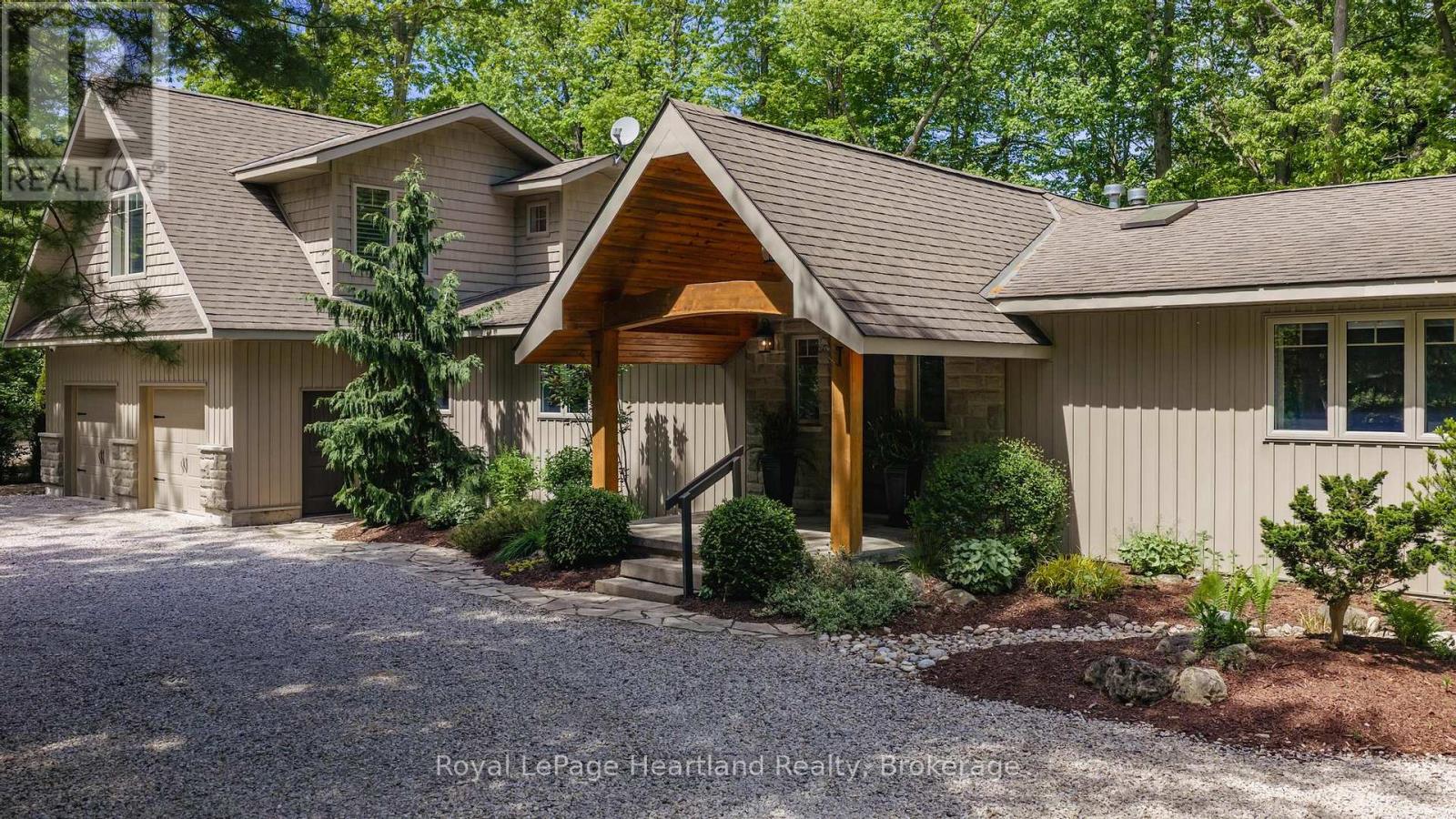 10308 Beach O' Pines Road, Lambton Shores, Ontario  N0M 1T0 - Photo 39 - X13639116
