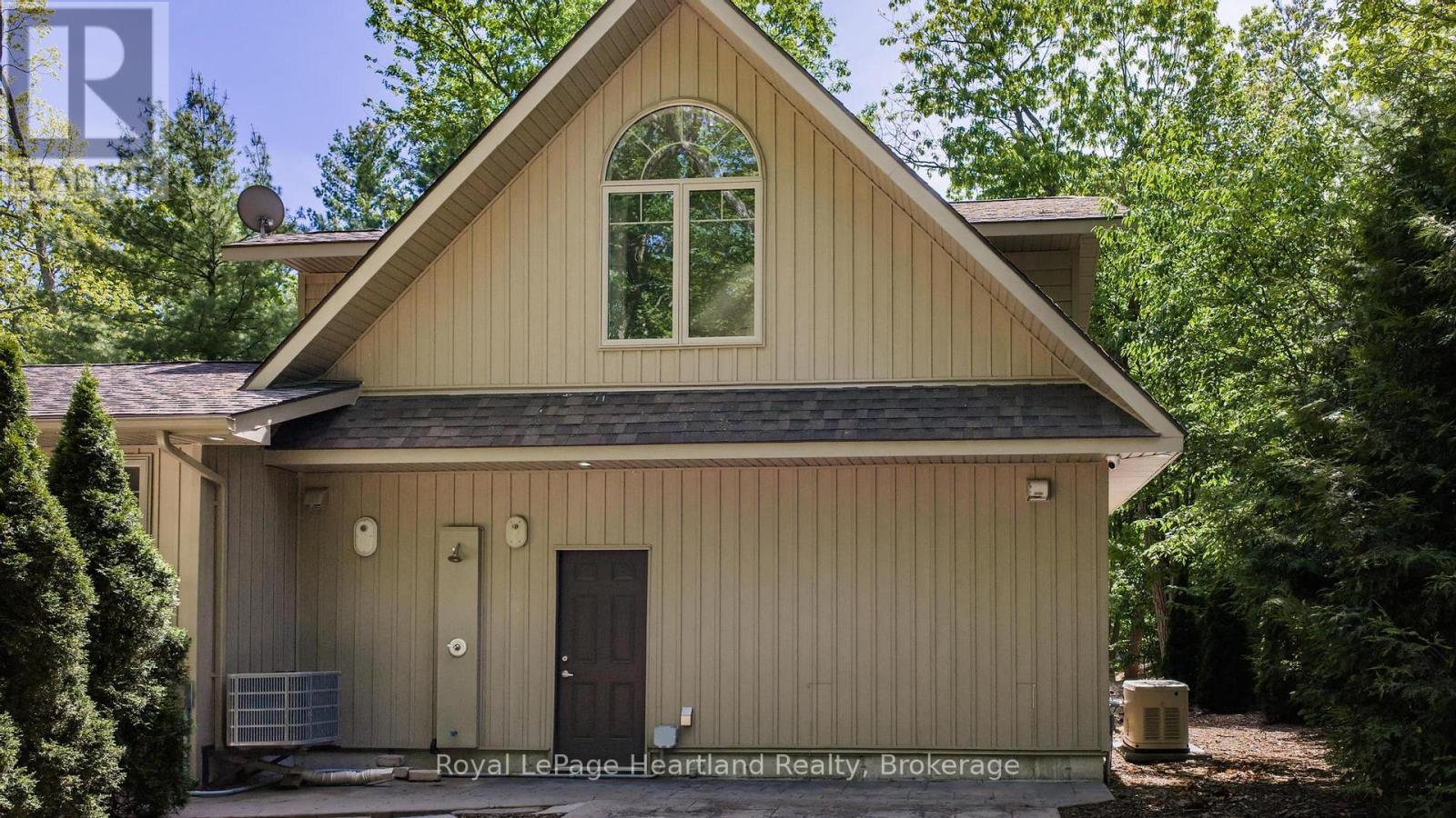 10308 Beach O' Pines Road, Lambton Shores, Ontario  N0M 1T0 - Photo 44 - X13639116