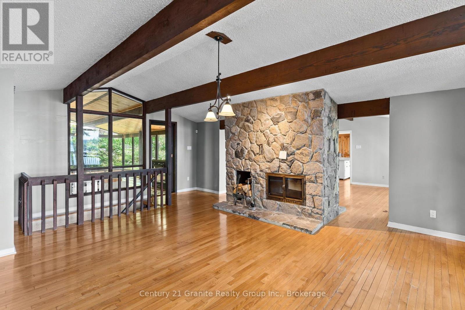 1427 Town Lot Road, Algonquin Highlands, Ontario  K0M 1S0 - Photo 17 - X13639428