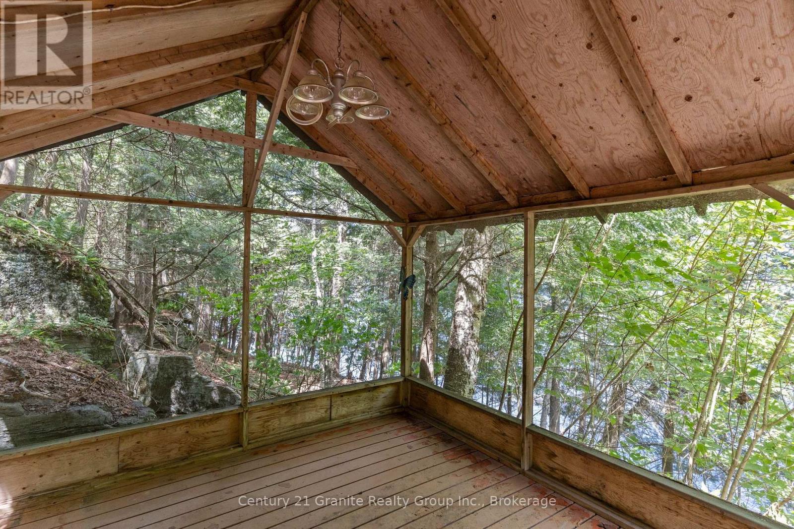 1427 Town Lot Road, Algonquin Highlands, Ontario  K0M 1S0 - Photo 37 - X13639428