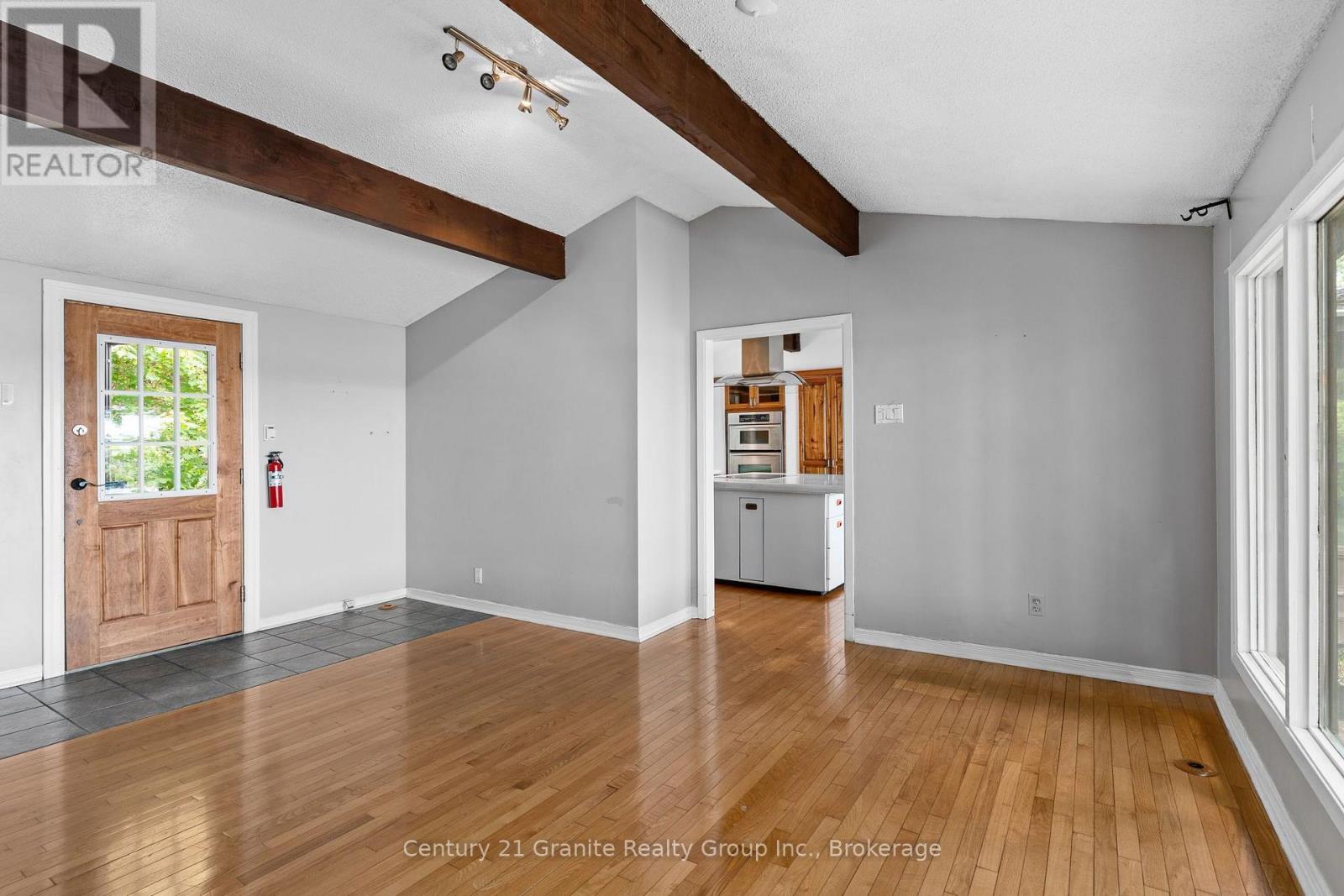1427 Town Lot Road, Algonquin Highlands, Ontario  K0M 1S0 - Photo 7 - X13639428