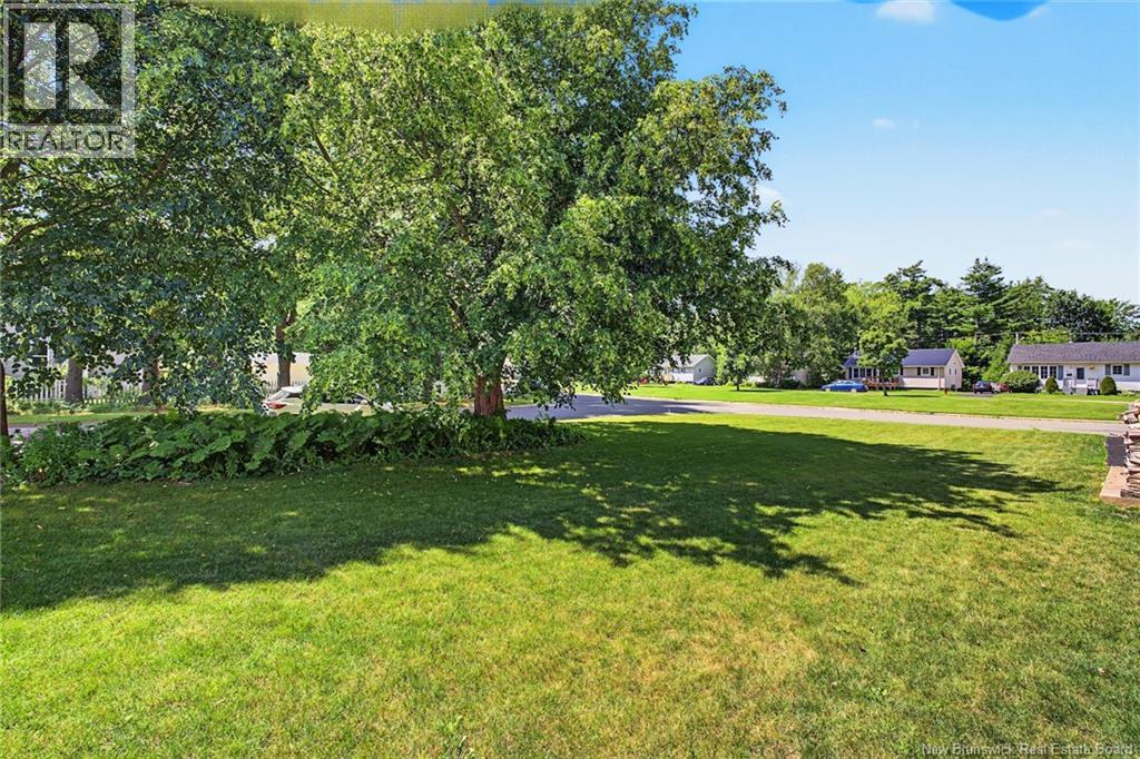 18 Floral Avenue, Fredericton, New Brunswick  E3A 1K7 - Photo 43 - NB144552