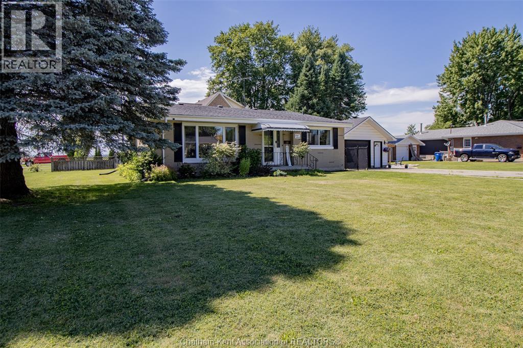 67 Walnut Drive, Wallaceburg, Ontario  N8A 3L4 - Photo 5 - 26015142