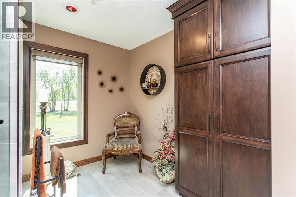 38212 Range Road 252, Rural Lacombe County, Alberta  T4L 2N2 - Photo 18 - A2333397