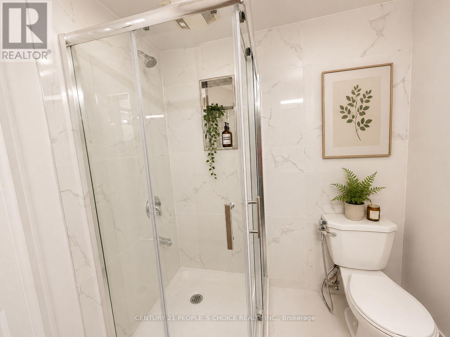 5 Mid Pines Road, Toronto, Ontario  M1G 2L5 - Photo 10 - E13639184