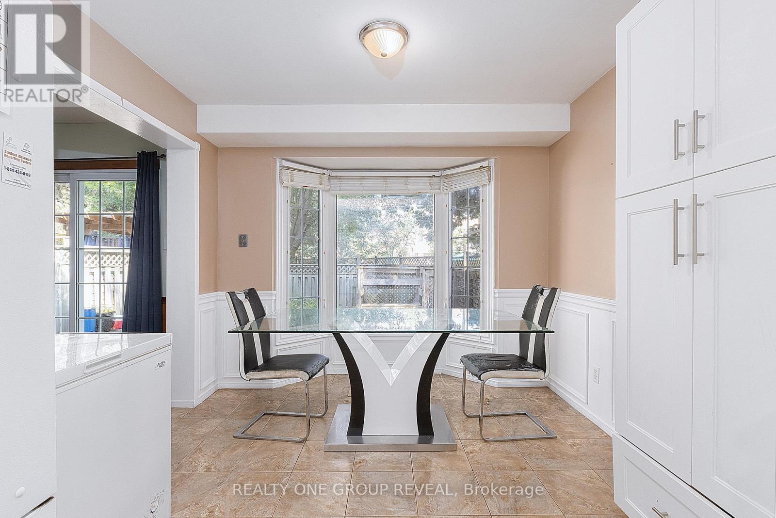 4 Stanford Crescent, Clarington, Ontario  L1B 1G1 - Photo 7 - E13639194