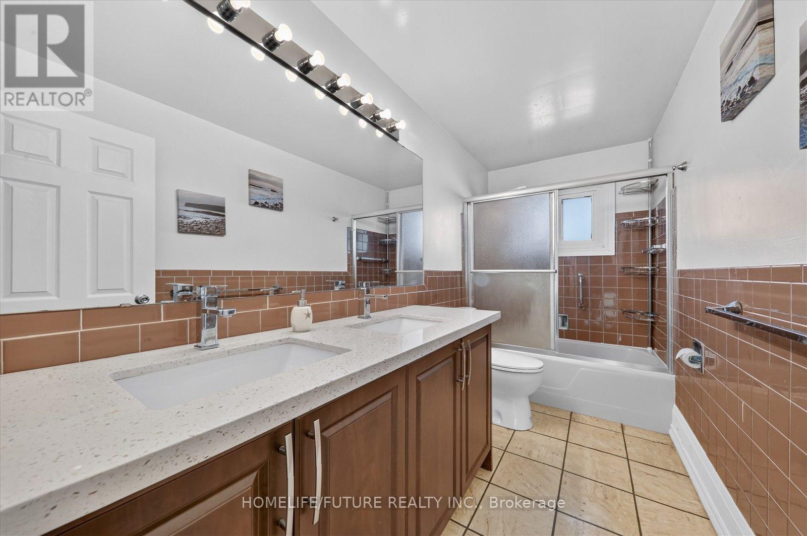 163 Labrador Drive, Oshawa, Ontario  L1H 7E4 - Photo 18 - E13639412