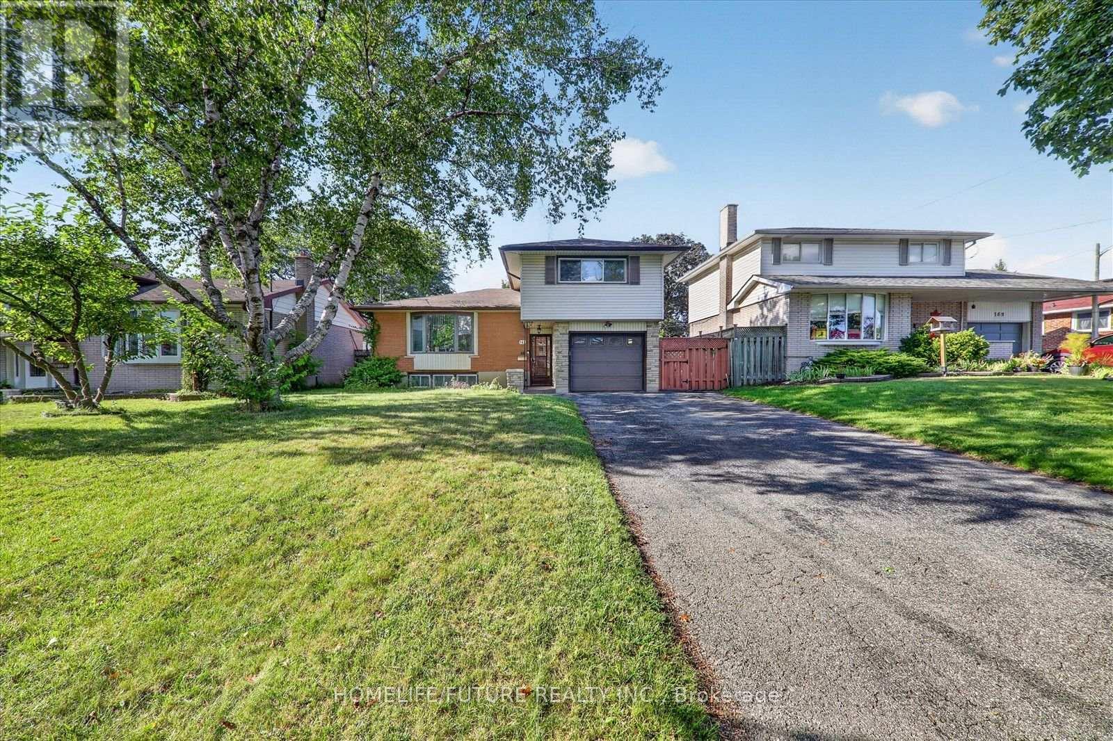 163 Labrador Drive, Oshawa, Ontario  L1H 7E4 - Photo 3 - E13639412