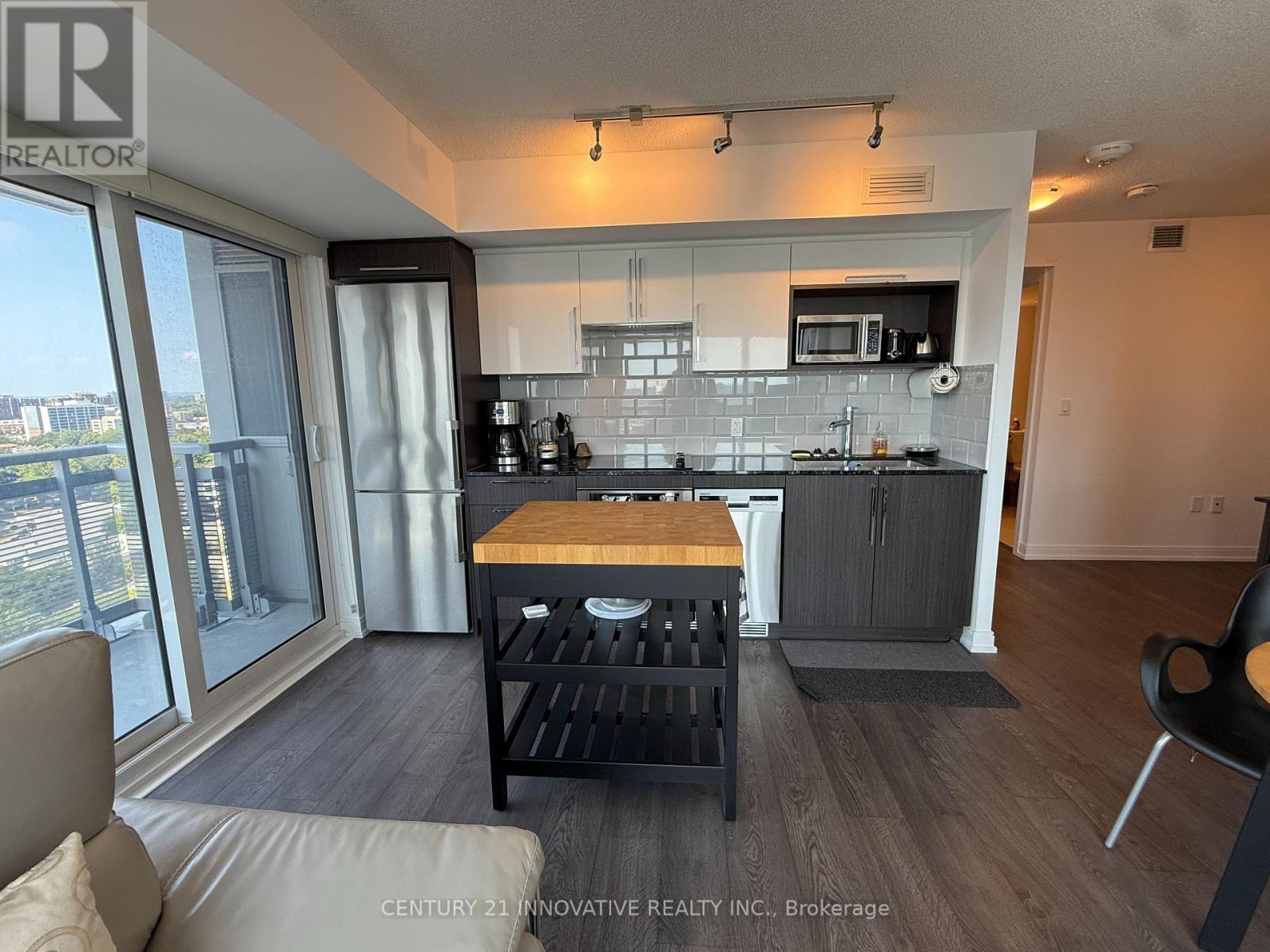 1723 - 275 Village Green Square, Toronto, Ontario  M1S 0L8 - Photo 5 - E13639430