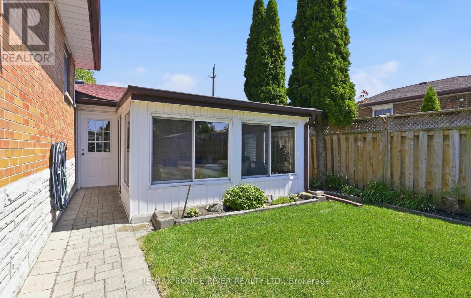 132 Athabasca Street, Oshawa, Ontario  L1H 7H8 - Photo 24 - E13639492