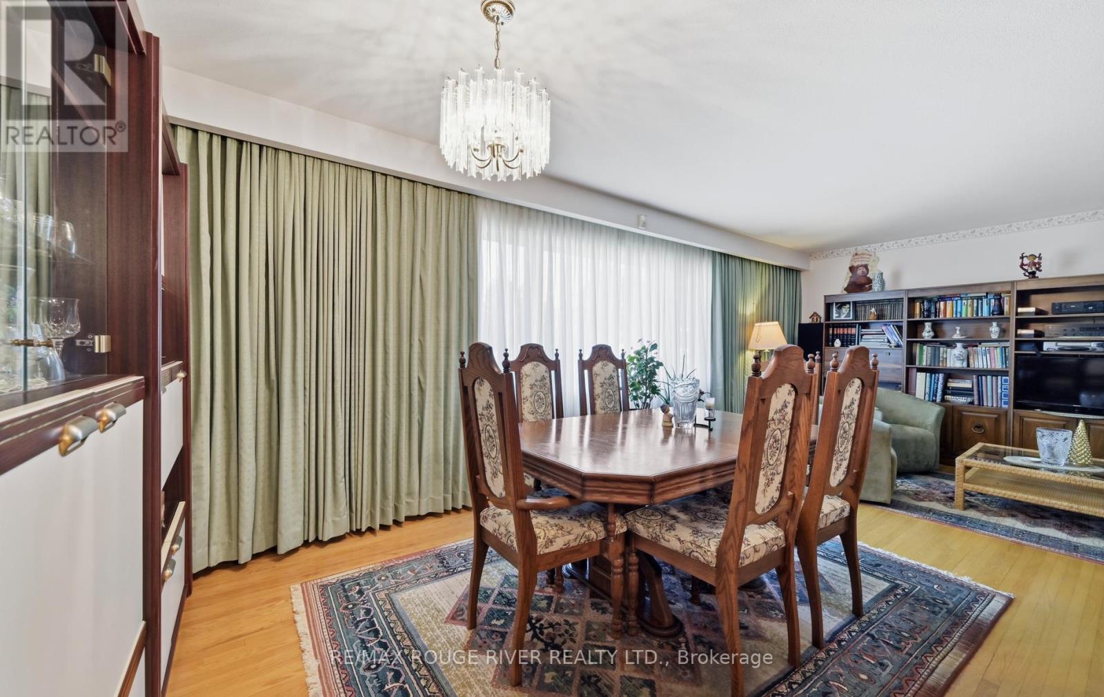 132 Athabasca Street, Oshawa, Ontario  L1H 7H8 - Photo 7 - E13639492