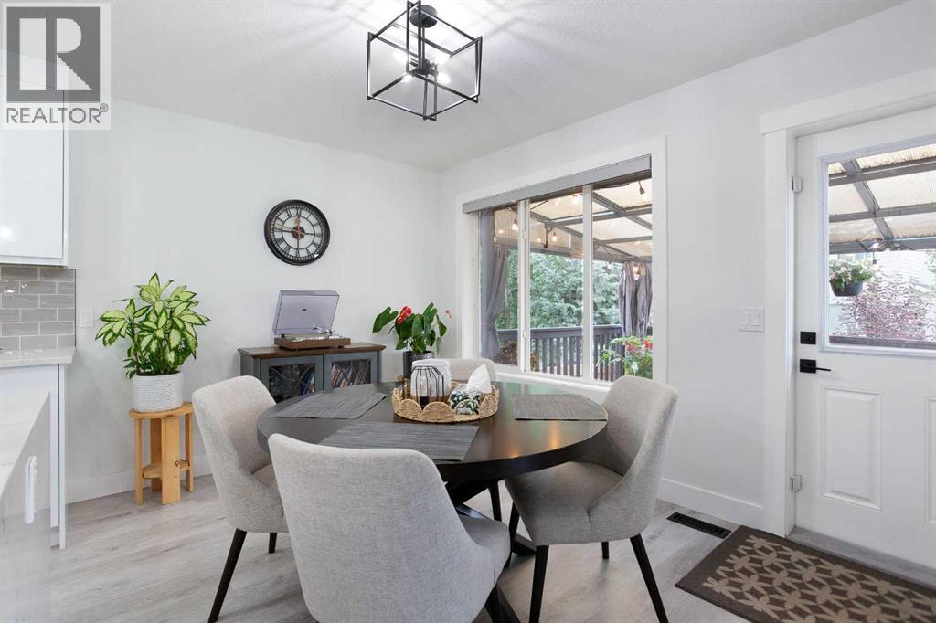 42 Kingsland Place SE, Airdrie, Alberta  T4A 0C7 - Photo 13 - A2327233