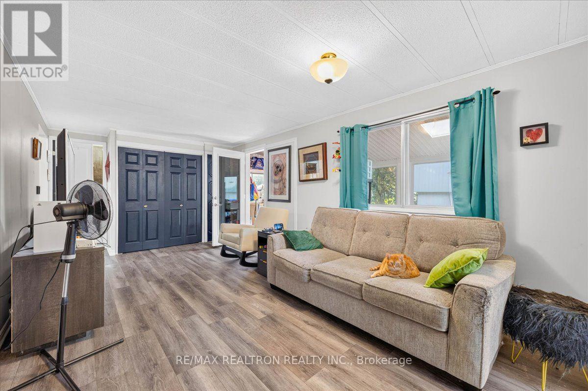 13 Broadway Avenue, Innisfil, Ontario  L9S 1N9 - Photo 12 - N13639126