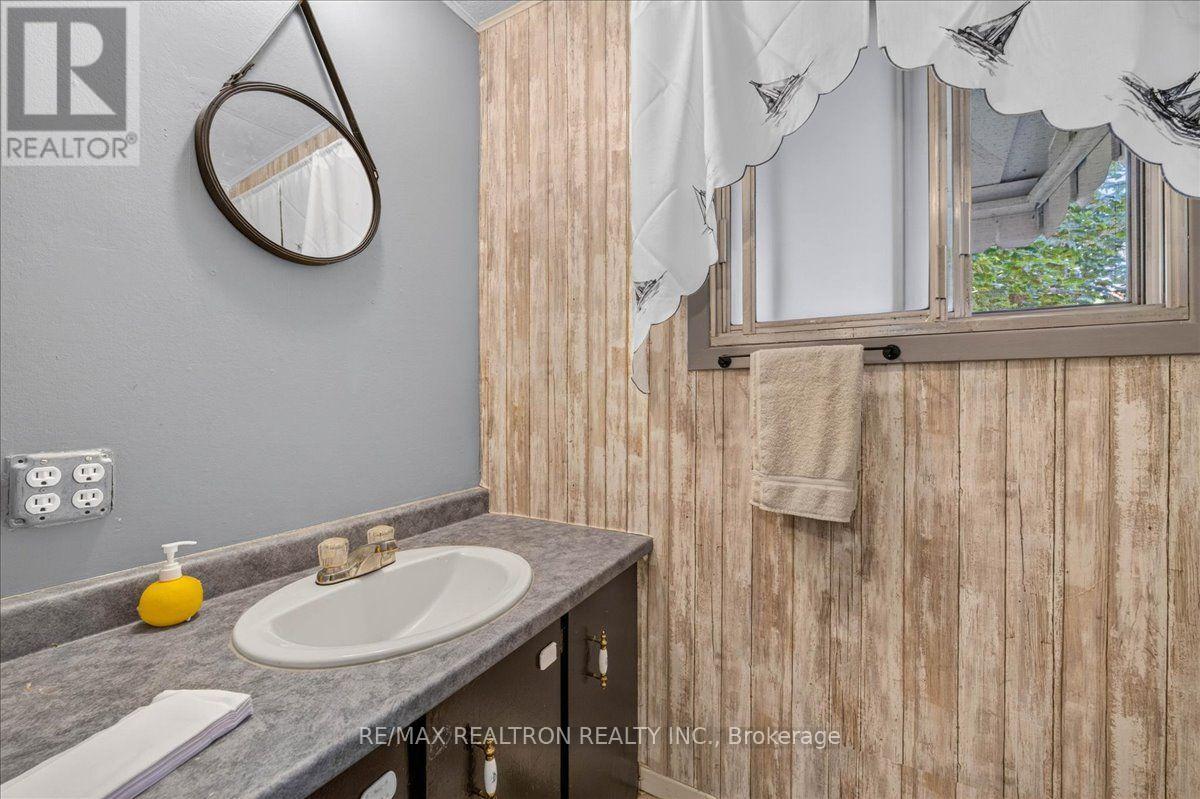 13 Broadway Avenue, Innisfil, Ontario  L9S 1N9 - Photo 26 - N13639126