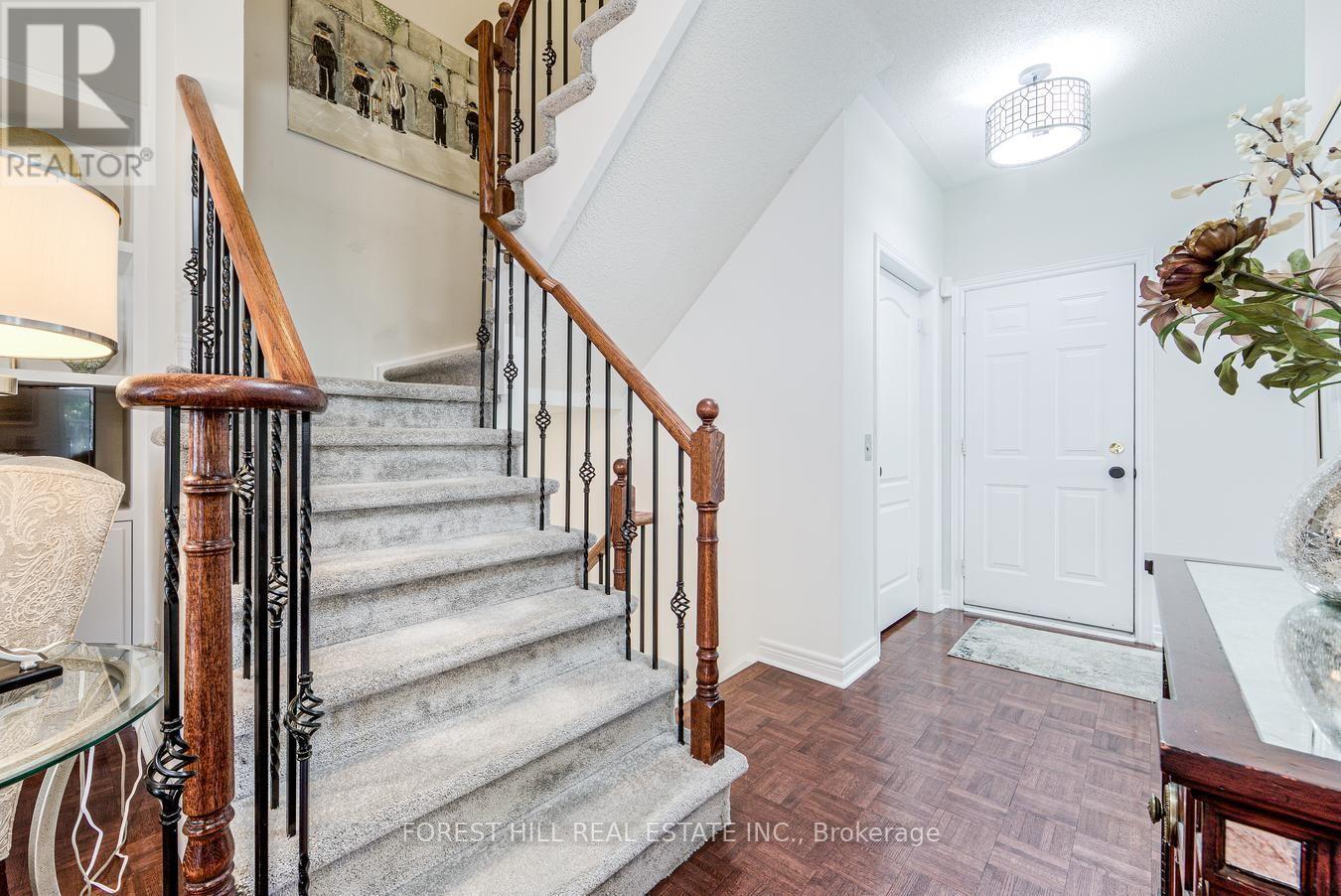 69 Louisburg Way, Markham, Ontario  L6E 2A2 - Photo 13 - N13639248