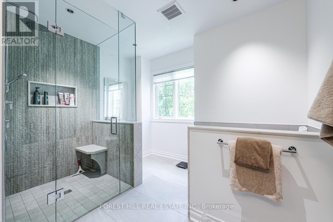 69 Louisburg Way, Markham, Ontario  L6E 2A2 - Photo 19 - N13639248