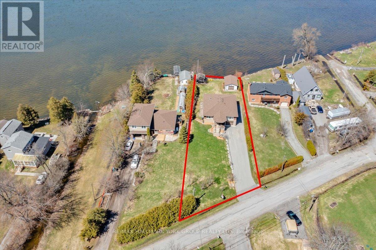 20 Burnie Road, Georgina, Ontario  L0E 1N0 - Photo 5 - N13639276