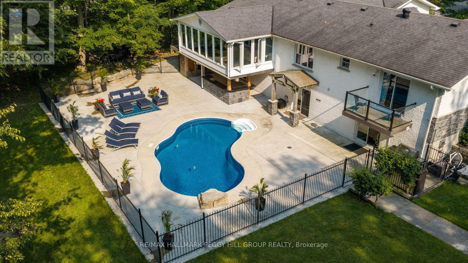 1814 Quantz Crescent, Innisfil, Ontario  L9S 1X2 - Photo 2 - N13639306