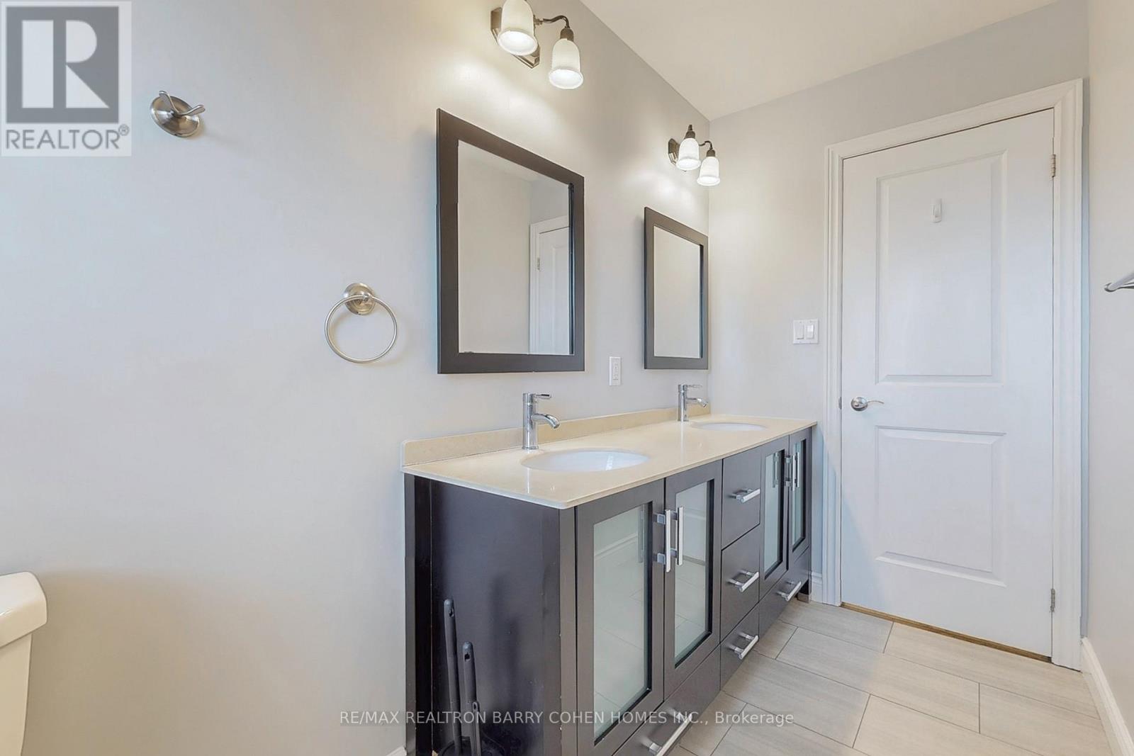 530 Duclos Point Road, Georgina, Ontario  L0E 1N0 - Photo 36 - N13639312